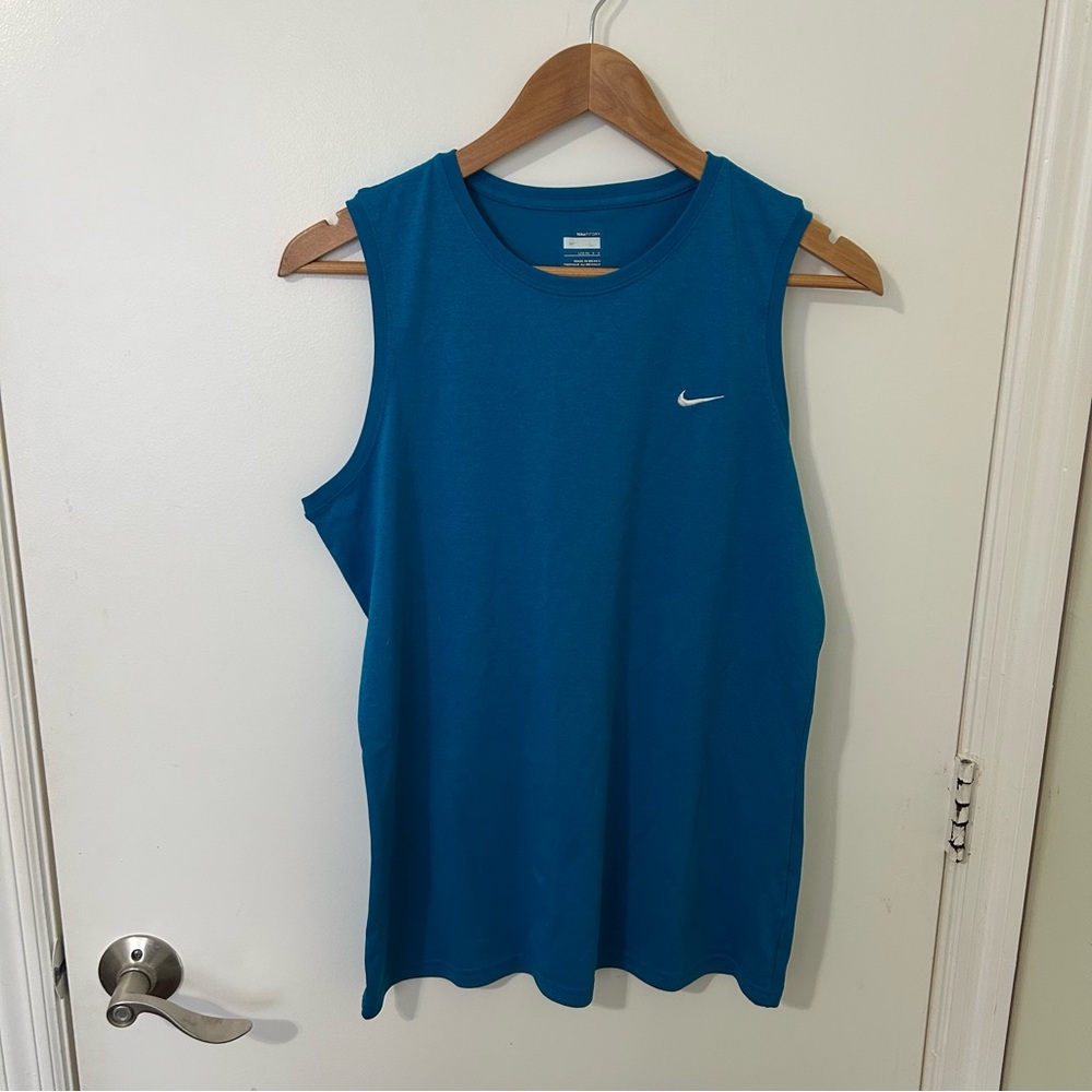 Nike Women's Teal Blue Sleeveless Fit Dry Tank Top Muscle Tee - Picture 1 of 3